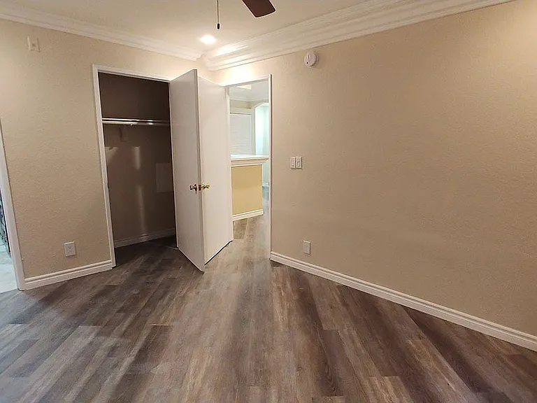 Five Star Suites — Photo 118