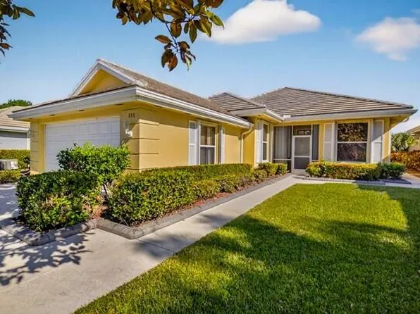 111 NW Bentley Circle, Port St Lucie, FL 34986