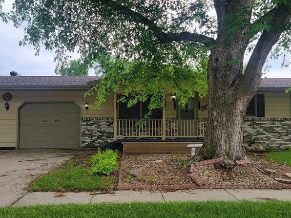 1826 N York Ave, York, NE 68467