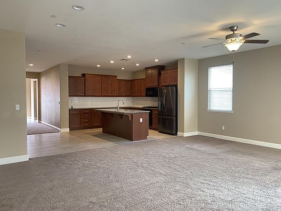 4th image of 502 Heather Creek Dr