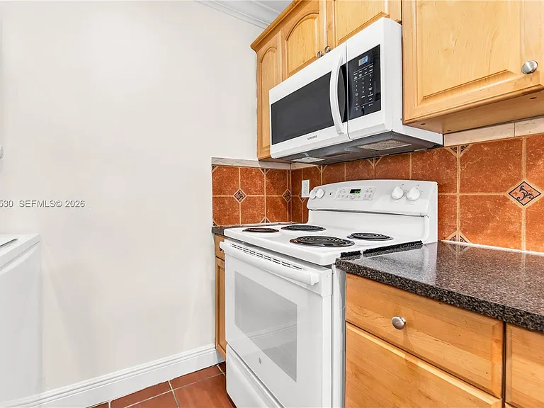 15350 SW 72nd St #24 — Photo 10