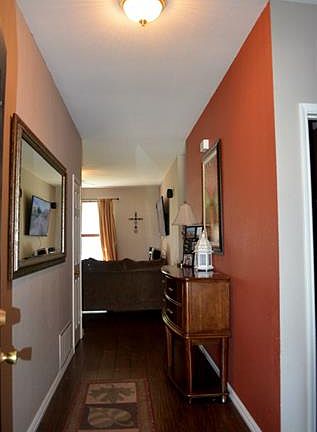 3rd image of 7124 Starwood Dr