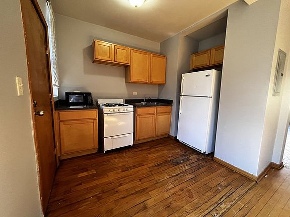 5th image of 7337 S Coles Ave APT 3E