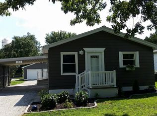 165 W Ruby St, Macon, IL 62544