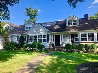 537 Highland Ave, Ridgewood, NJ 07450