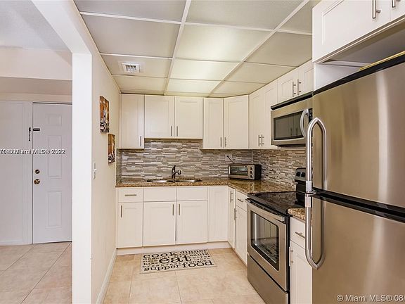 2nd image of 9355 Fontainebleau Blvd APT C206