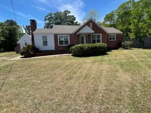 101 Pinehurst St, Tallassee, AL 36078