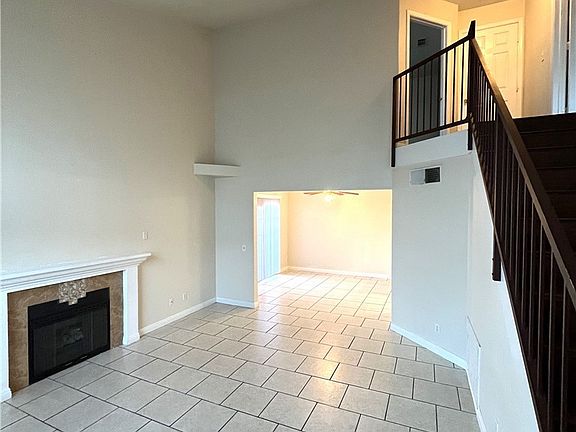 4th image of 7701 Almeria Ave