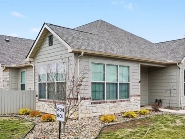 9264 Sharrott Rd #801, Poland, OH 44514