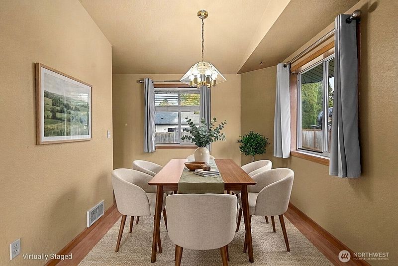 5th image of 10129 C Street E