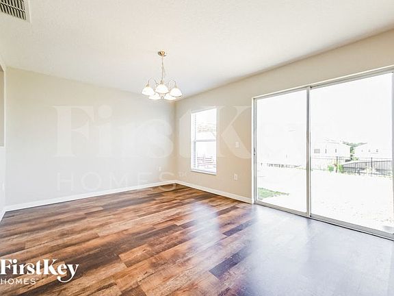 5th image of 622 Rosselli Blvd