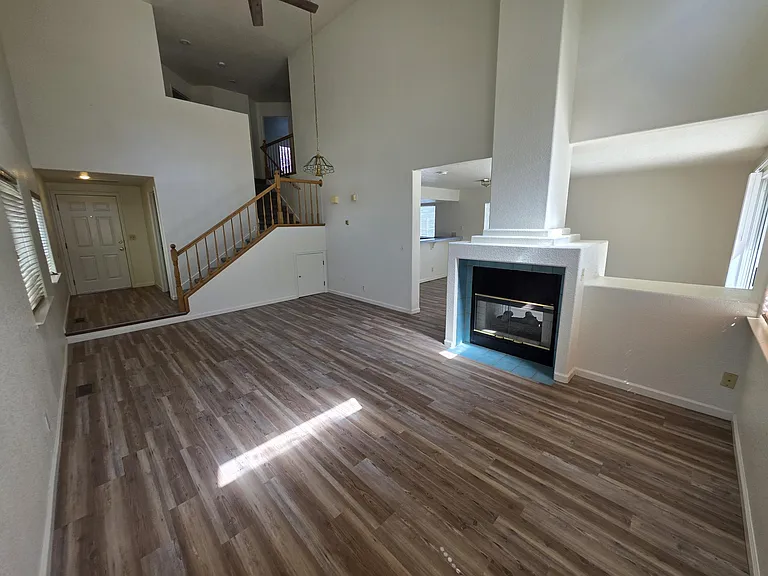7508 Lighthouse Ln — Photo 4