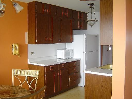 4th image of 7141 N Kedzie Ave APT 1005