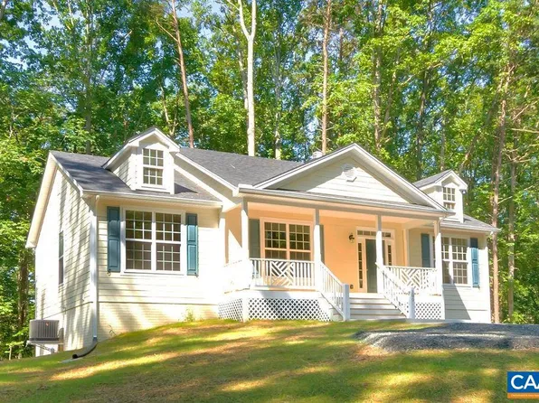 109 Poplar Dr, Louisa, VA 23093