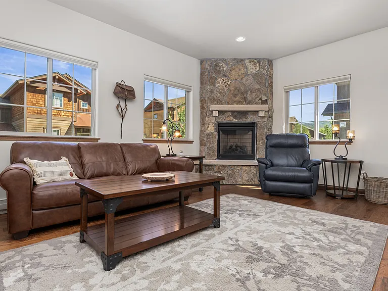 443 Willett Heights Ct — Photo 13