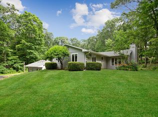 41 Kettletown Woods Rd, Southbury, CT 06488