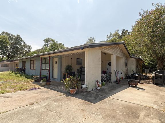 4th image of 114 Baker Ave