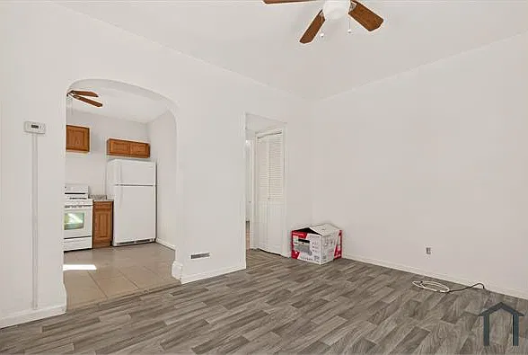 1 bed, $1,005 — Photo 2