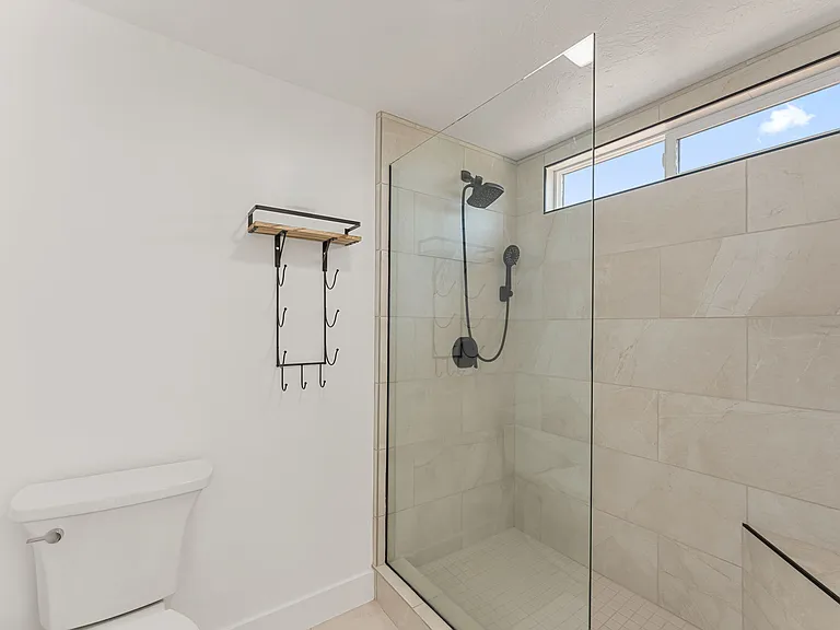 1602 N Sutava Dr — Photo 23