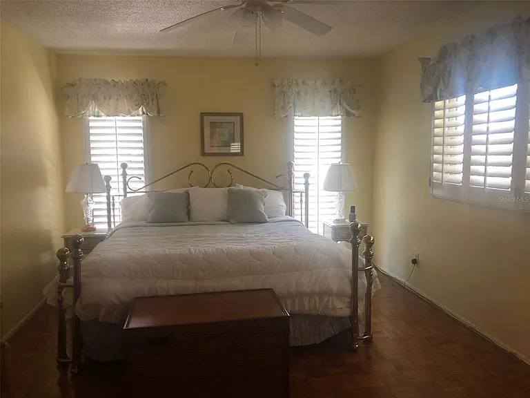221 Cedarwood Cir #221 — Photo 17
