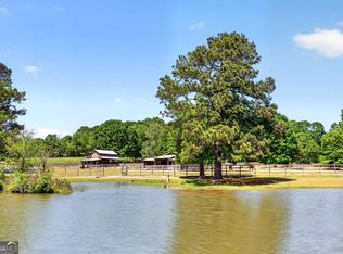 511 McIntosh Rd, Brooks, GA 30205