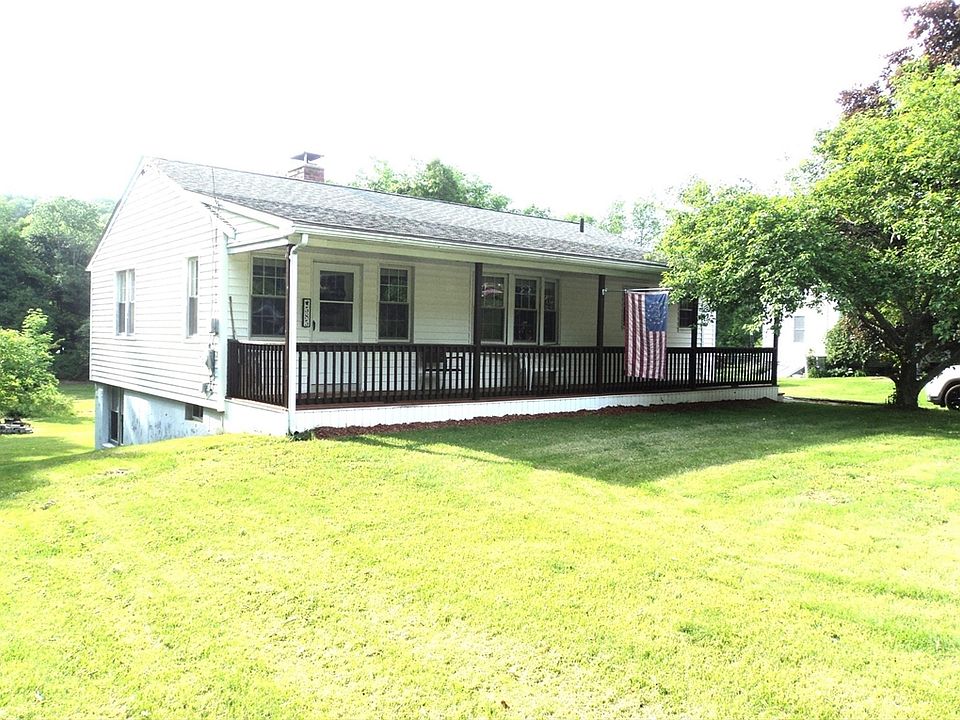 1st image of 585 Charlton St