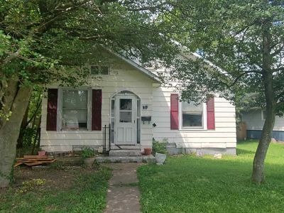 917 N 12th St, Herrin, IL, 62948