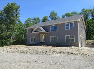 39 Bear Hill Rd, Patterson, NY 12563