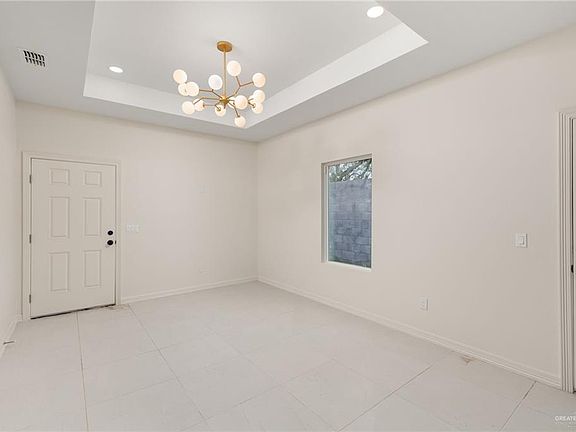 3rd image of 6009 N 43rd St #135
