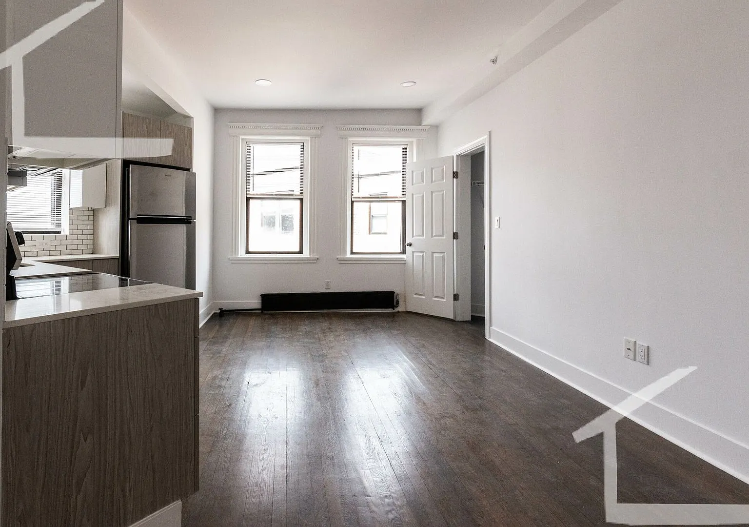 1 Bedroom | 1 Bathroom | $2950 Fenway Apartment — Photo 2