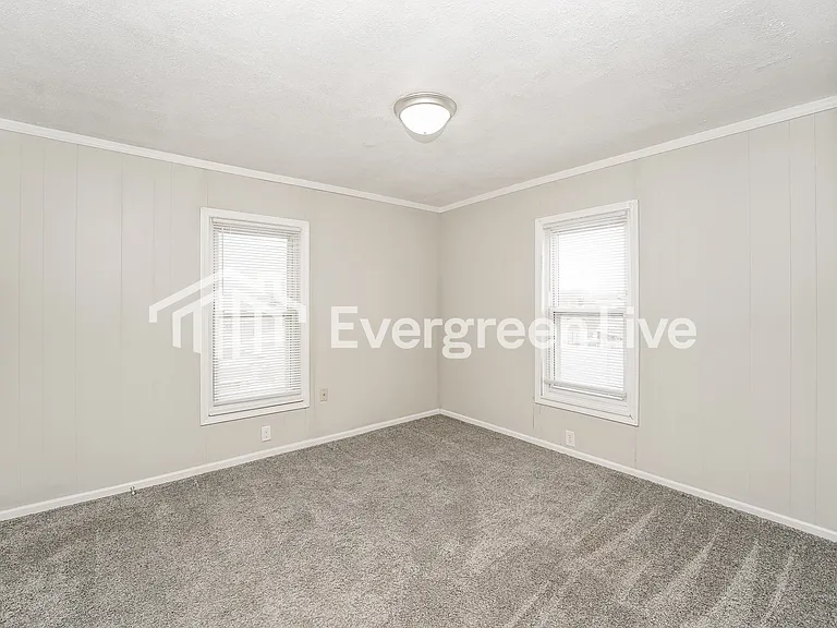 2909 7th St NW — Photo 8