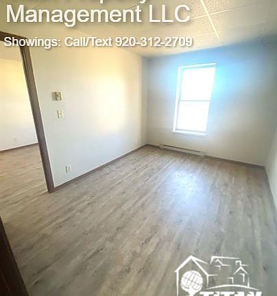 3rd image of 1002 Oregon St #2