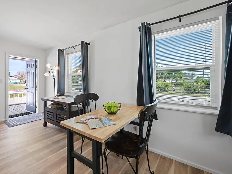 407 Mango Ave #1 — Photo 9