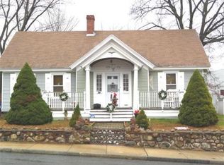 63 Beacon St, Lawrence, MA 01843