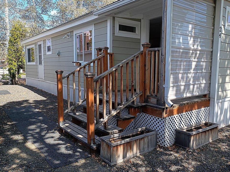 1st image of 1833 SW Canal Blvd Unit 24