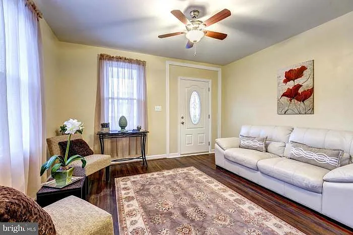 2305 Hamilton Ave — Photo 14