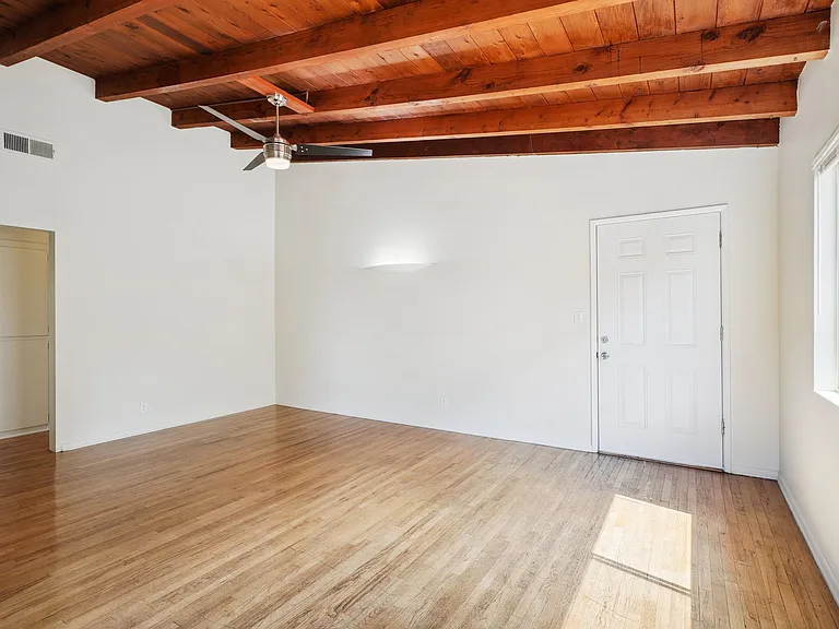 1233 Stanford St #A — Photo 4