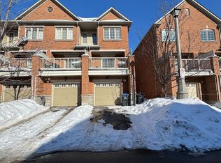 31 Peach Dr, Brampton, ON L6R0W5