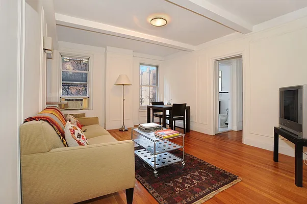 Rented by Corcoran | media 19