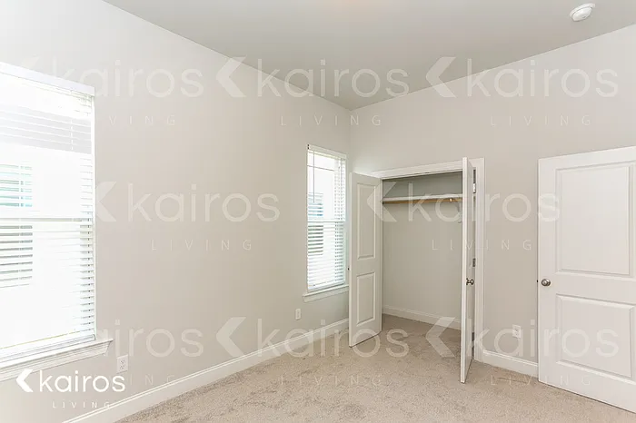15713 Boothy Ln — Photo 12