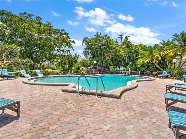 501 Forest Lakes BLVD #111, NAPLES, FL 34105