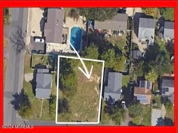 2204 1st Avenue, Toms River, NJ 08753