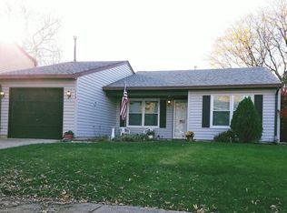 113 Commonwealth Dr, Bolingbrook, IL 60440