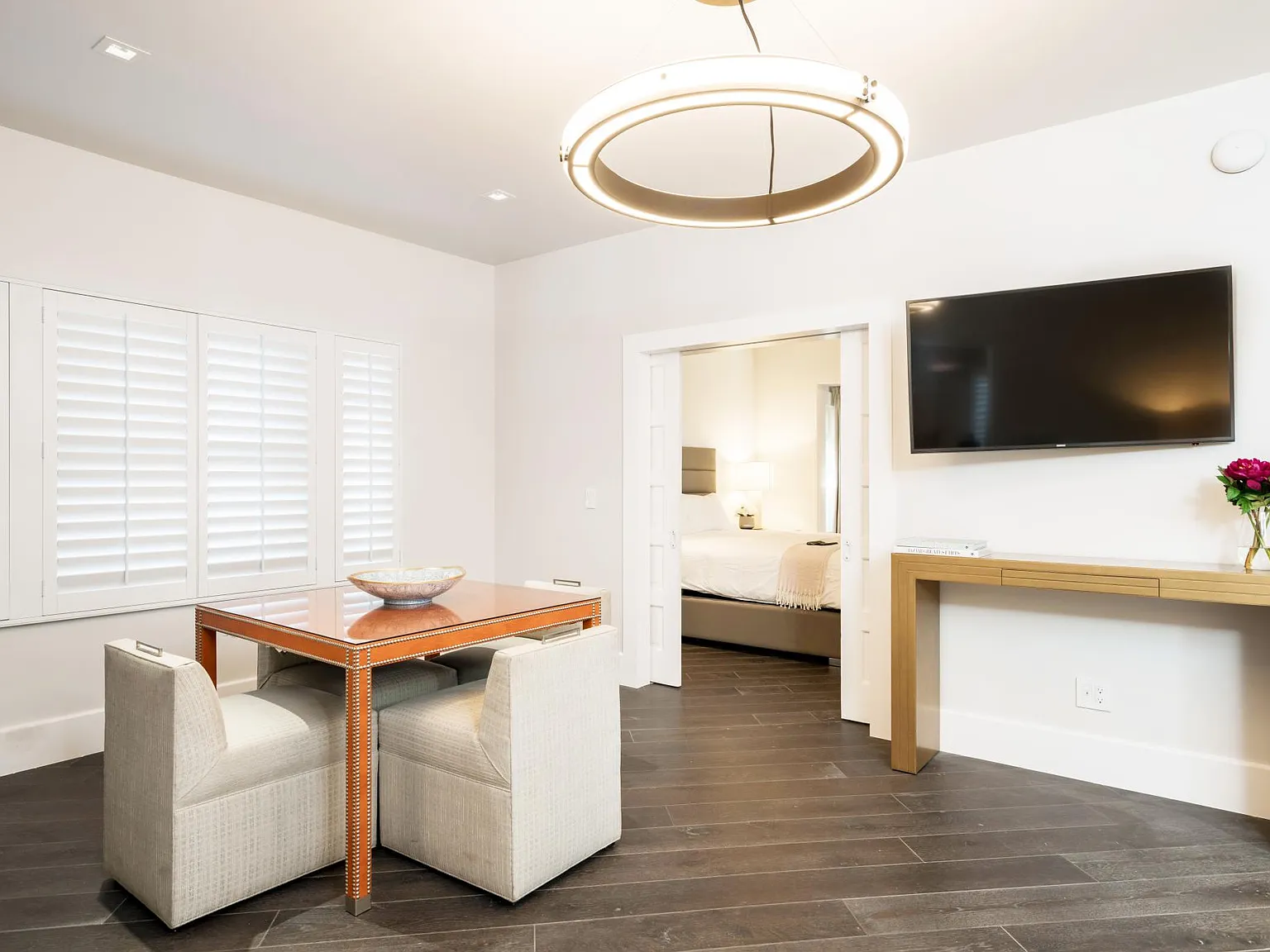 2 bed, 850 sqft, $2,995 — Photo 3