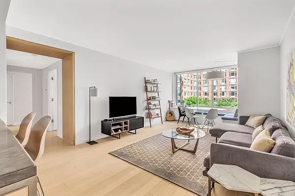 1st image of 212 Warren St APT 4A