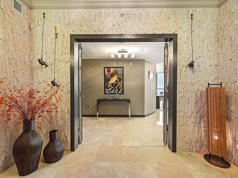 3101 S Ocean Dr #3105 — Photo 2