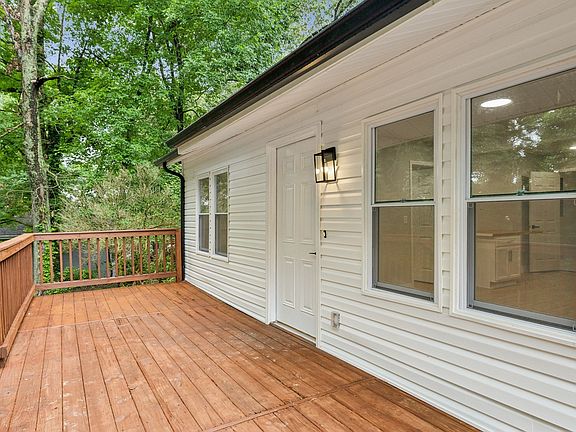 2nd image of 137 Stratton Blvd