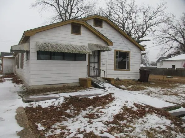 1521 S Nevada St, Pine Bluff, AR 71601