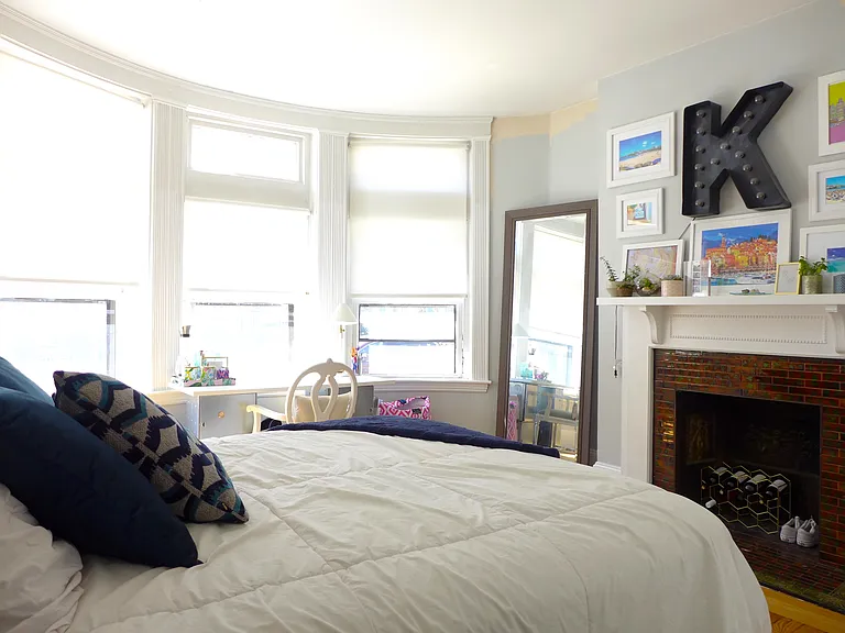 115 Longwood Ave — Photo 9