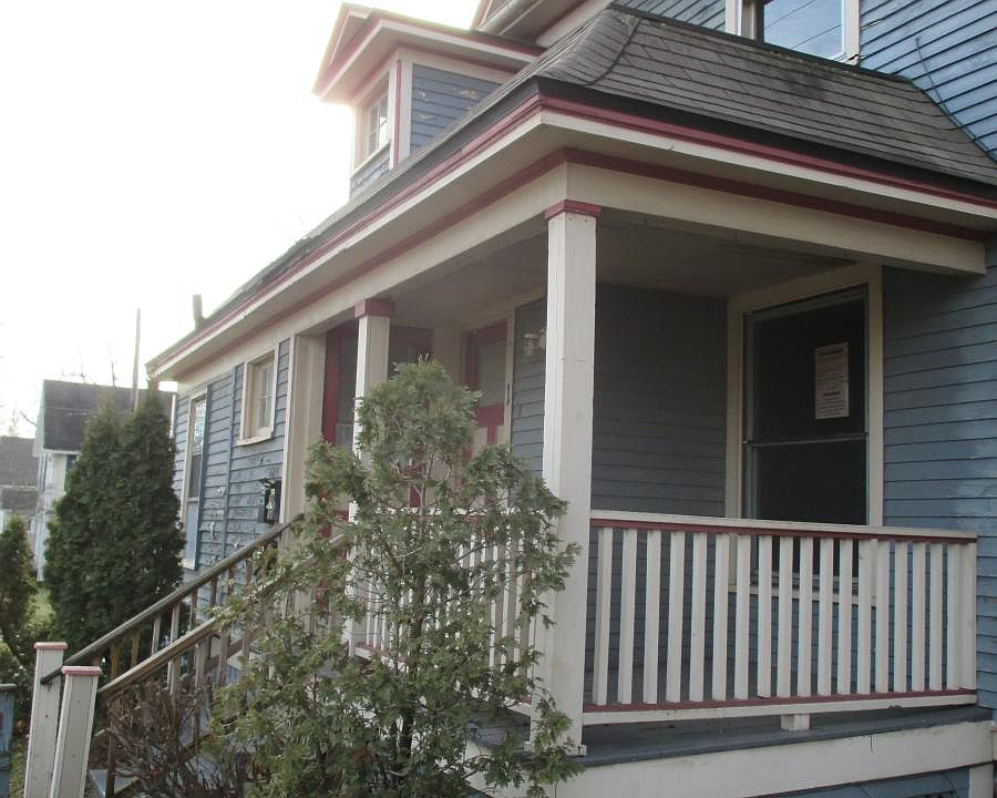 1st image of 1324 S Westnedge Ave APT 1